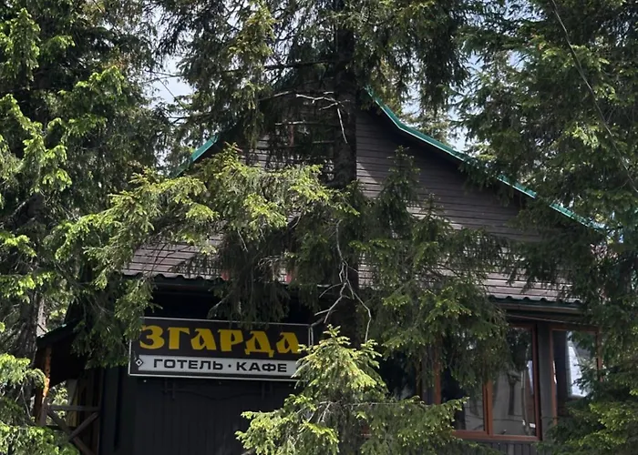 Готель Згарда Драгобрат